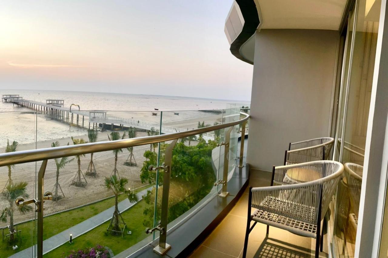 Symphony Of The Sea Hotel Bangsaen Exteriér fotografie