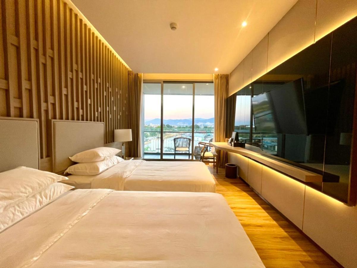 Symphony Of The Sea Hotel Bangsaen Exteriér fotografie